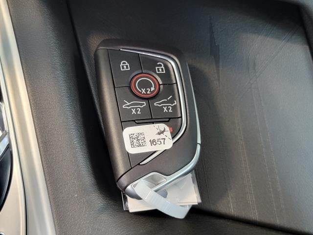 2027 Chevrolet Corvette 2LT - Photo 20