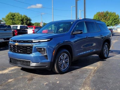2024 Chevrolet Traverse LT