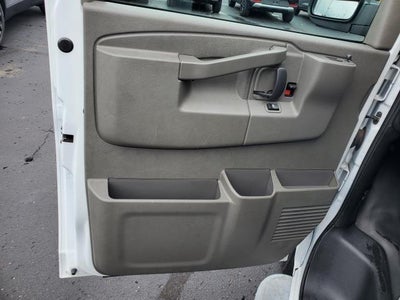 2023 GMC Savana Cargo 2500 Work Van