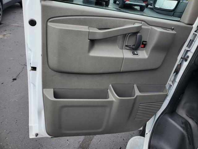 2023 GMC Savana Cargo 2500 Work Van