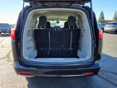2023 Chrysler Voyager LX