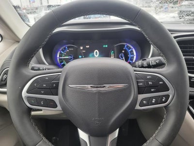 2024 Chrysler Pacifica Hybrid Select