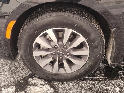 2024 Chrysler Pacifica Hybrid Select