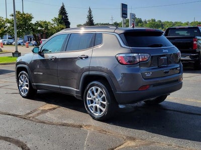 2023 Jeep Compass Latitude Lux