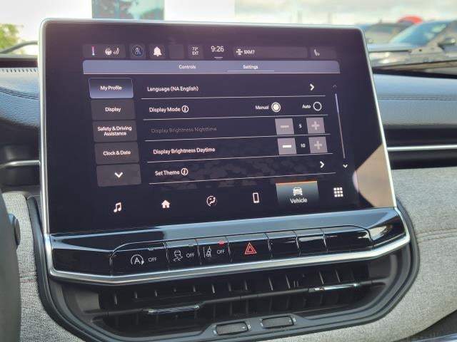 2023 Jeep Compass Latitude Lux
