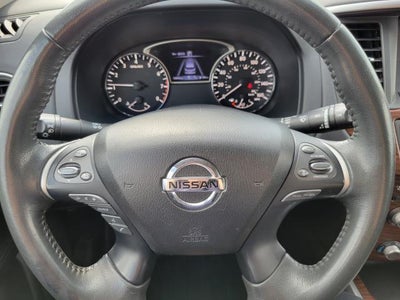 2018 Nissan Pathfinder Platinum
