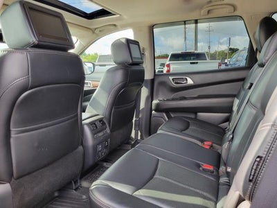 2018 Nissan Pathfinder Platinum