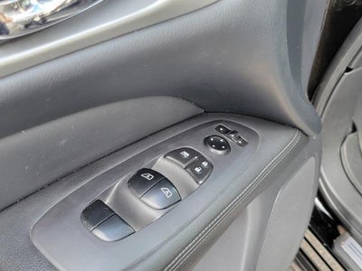 2018 Nissan Pathfinder Platinum