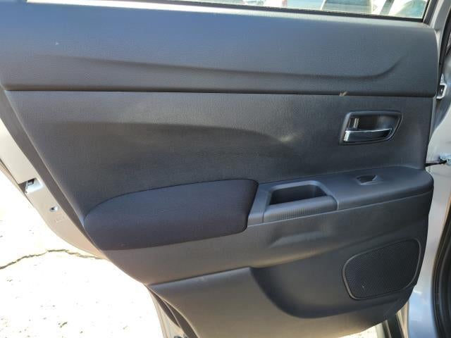 2024 Mitsubishi Outlander Sport S