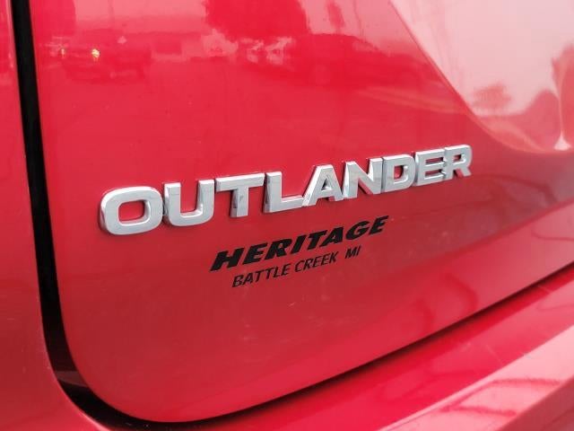 2024 Mitsubishi Outlander SE
