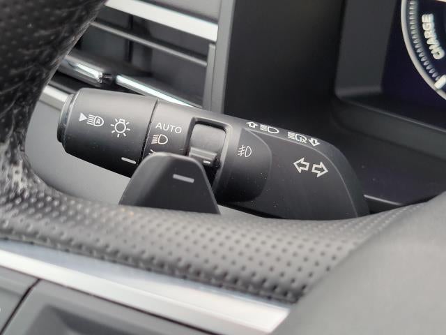 2024 Mitsubishi Outlander Plug-In Hybrid SE