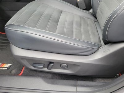 2024 Mitsubishi Outlander Plug-In Hybrid SE