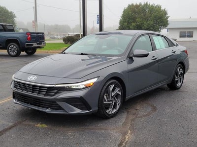 2025 Hyundai Elantra SEL Convenience
