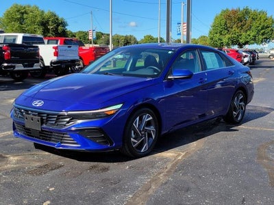 2025 Hyundai Elantra SEL Convenience